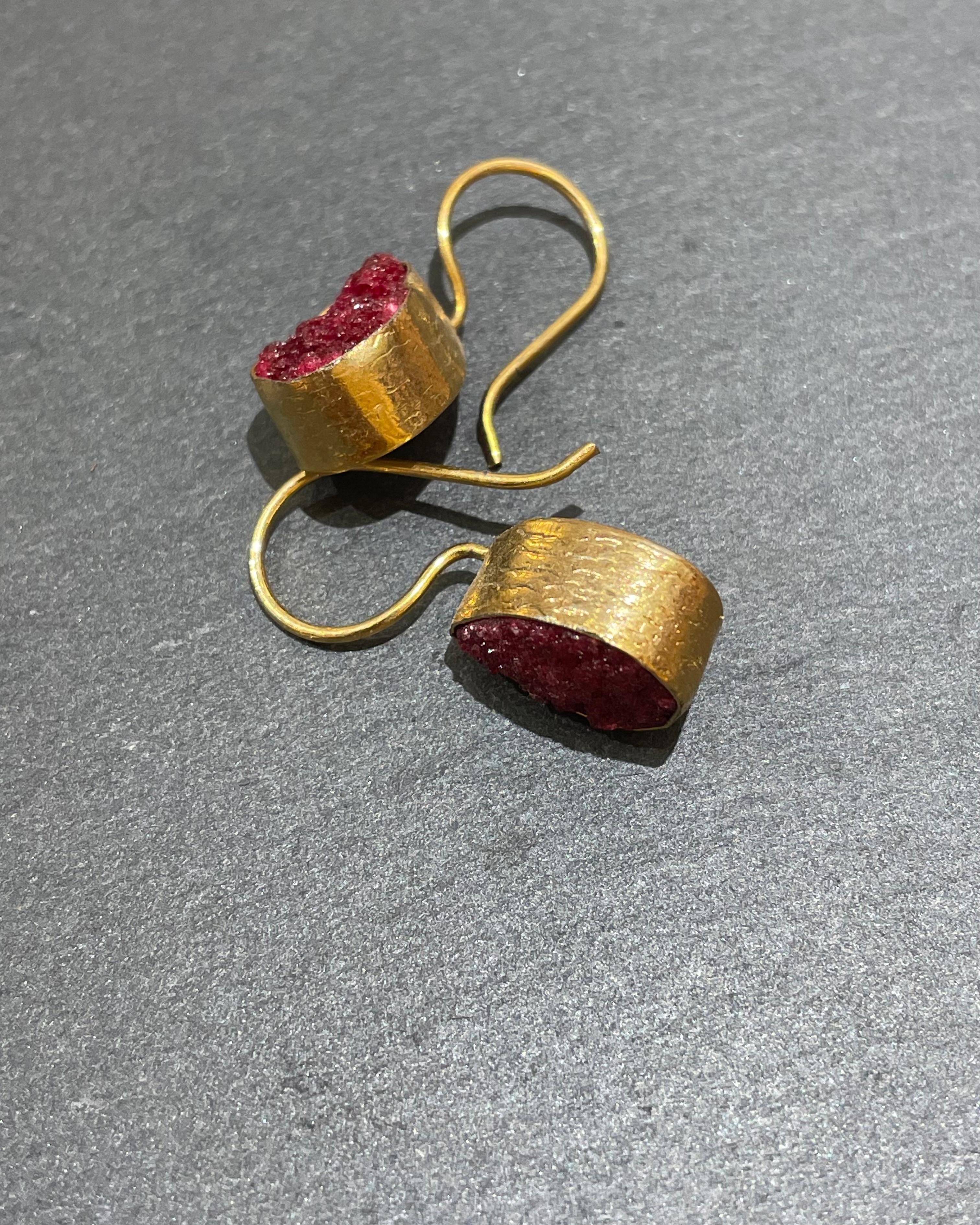 Damla Doğal Taş El Yapımı Küpe Kırmızı Druzy