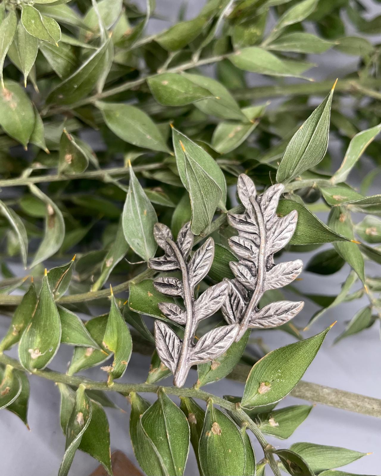 Silver Kaplama El Yapımı Çivi Küpe Yaprak